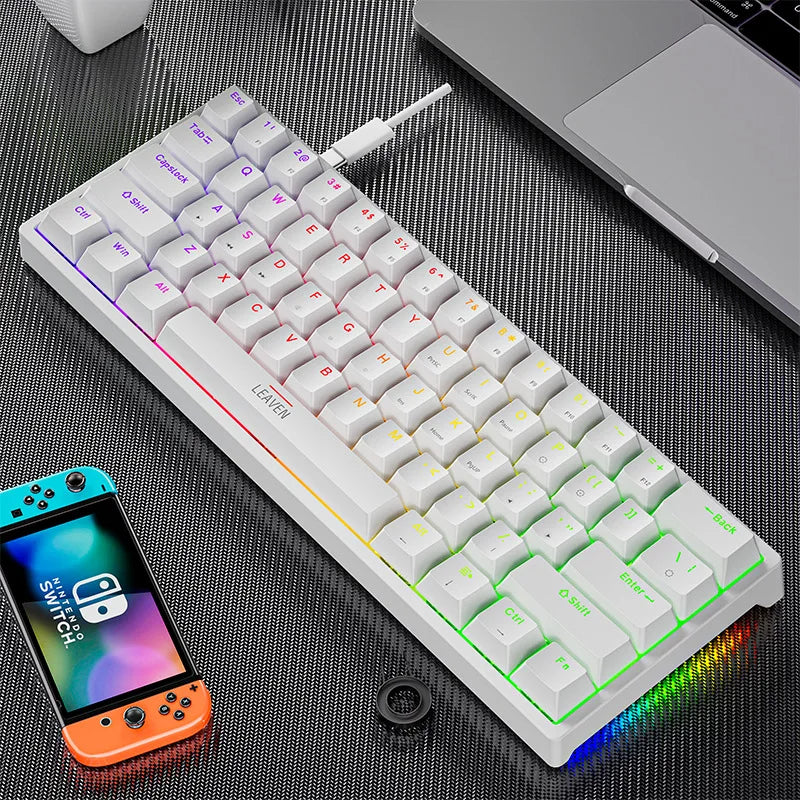 Programmable gaming keyboard with detachable cable 